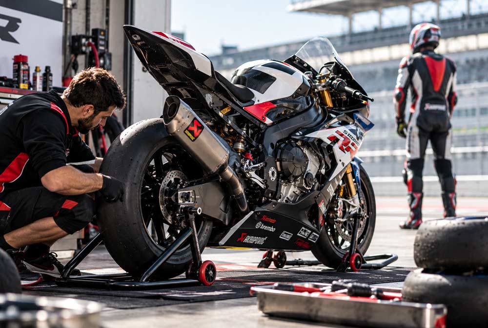 PREPARAZIONE MOTO PISTA GARA